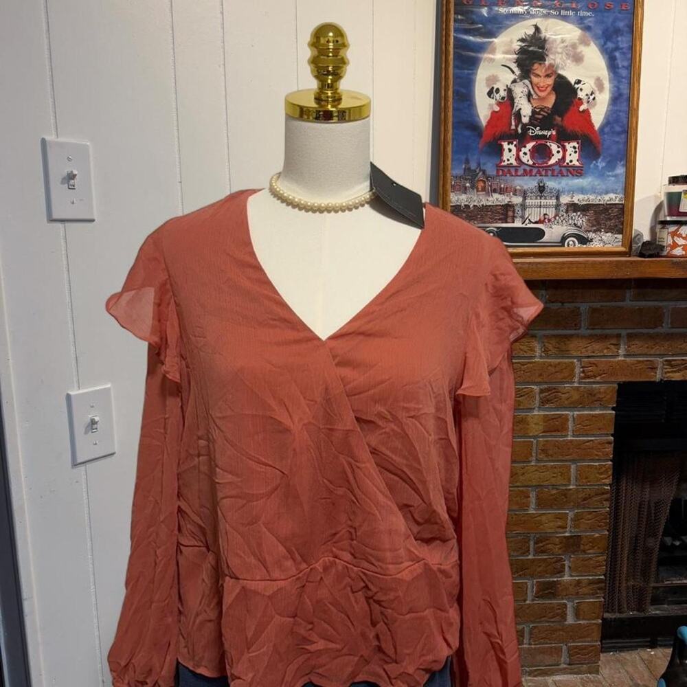 Andrew Marc New York orange peach blouse with ruffle sleeves size small NWT